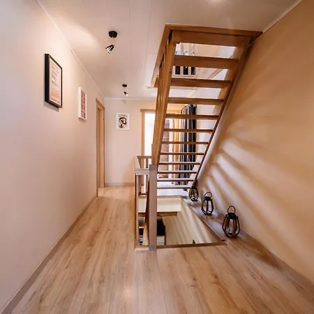 A La Maison D'ode Дом отдыха Sainte-Ode